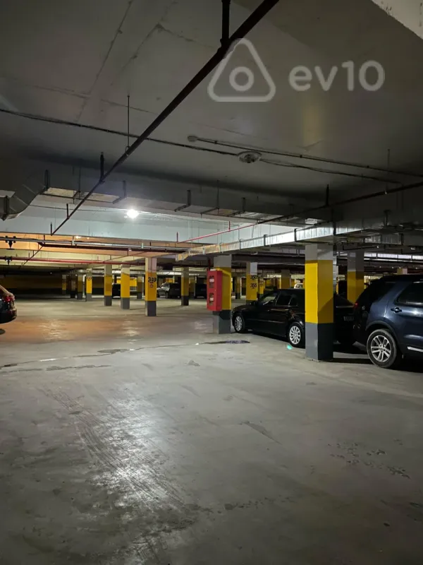 Satılır 3 otaqlı yeni tikili 60 m²