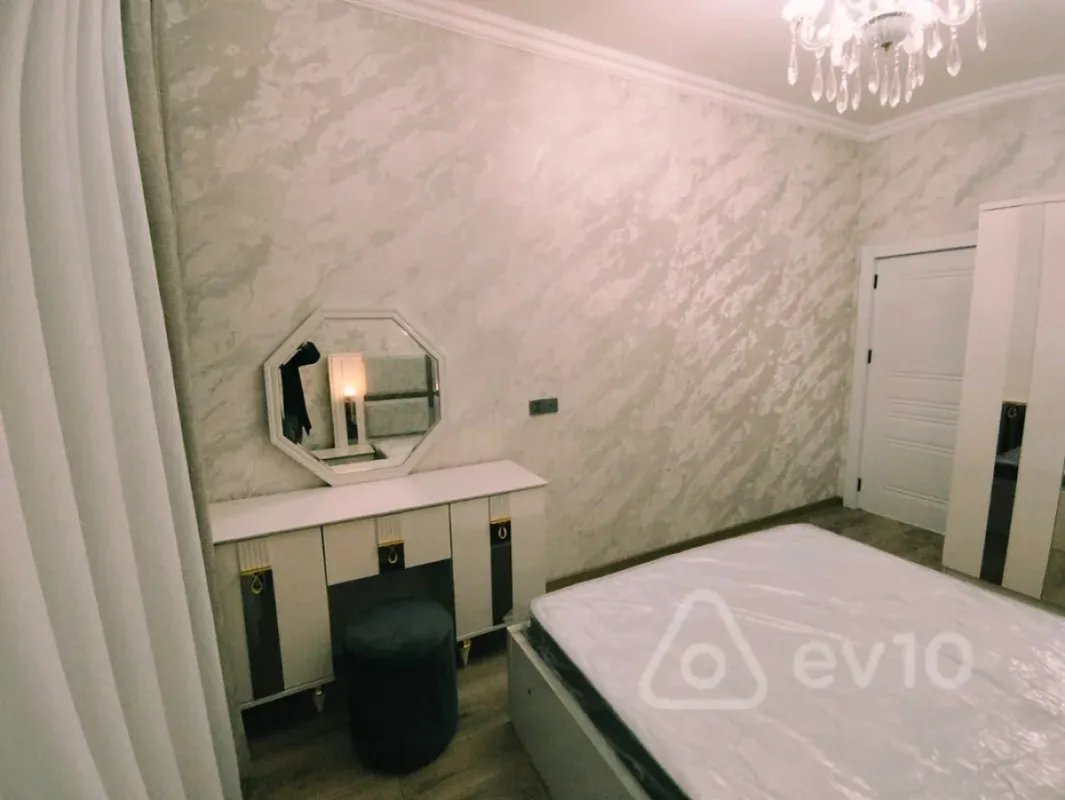 Satılır 3 otaqlı yeni tikili 60 m²