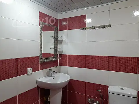 Kirayə verilir 2 otaqlı yeni tikili 100 m²