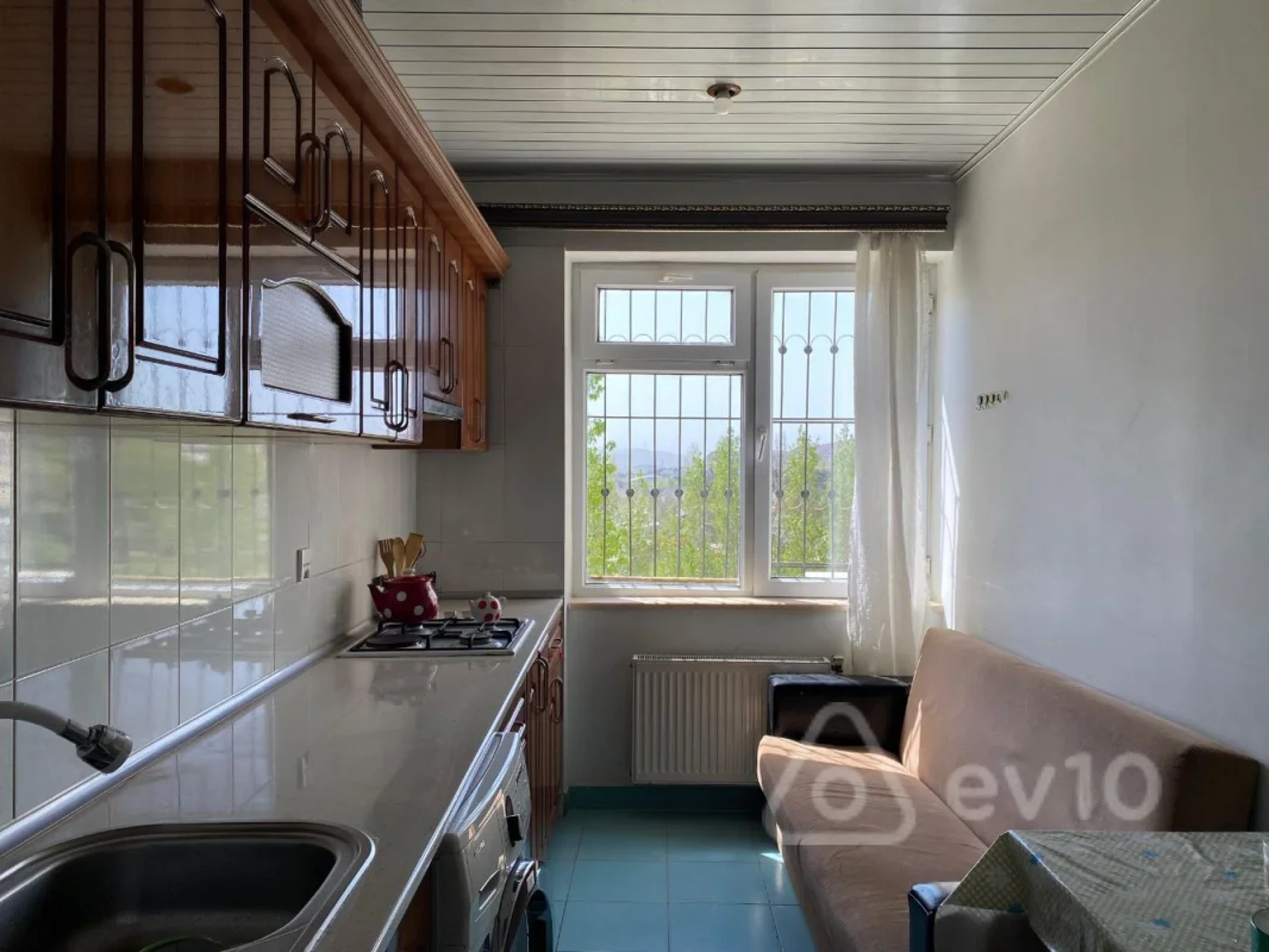 Kirayə verilir 2 otaqlı yeni tikili 100 m²