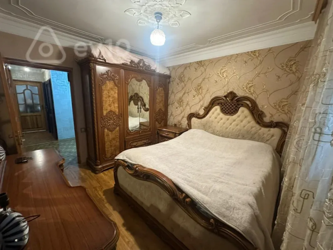 Satılır 3 otaqlı köhnə tikili 65 m²