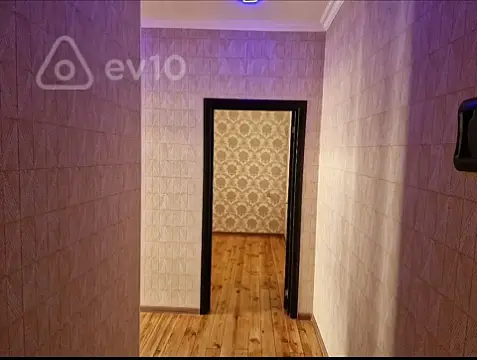 Kirayə verilir 2 otaqlı yeni tikili 50 m²