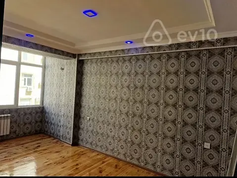 Kirayə verilir 2 otaqlı yeni tikili 50 m²