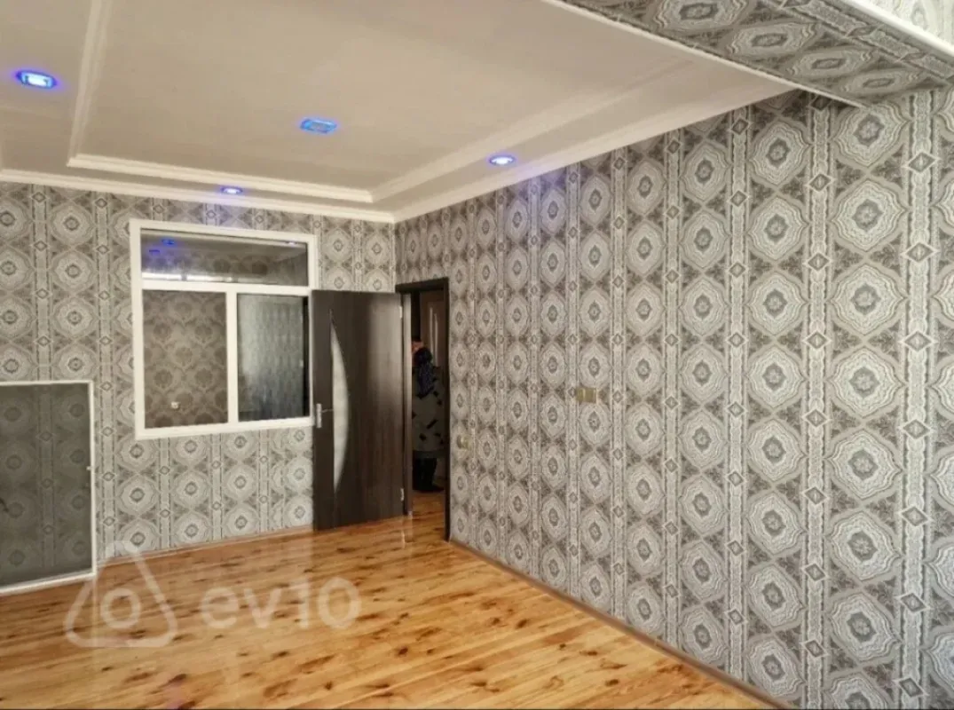Kirayə verilir 2 otaqlı yeni tikili 50 m²