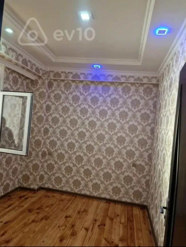 Kirayə verilir 2 otaqlı yeni tikili 50 m²