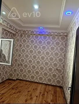 Kirayə verilir 2 otaqlı yeni tikili 50 m²