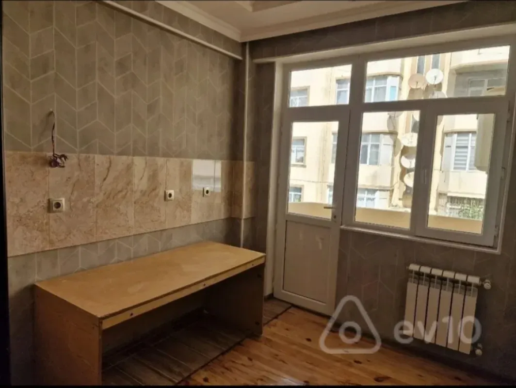 Kirayə verilir 2 otaqlı yeni tikili 50 m²