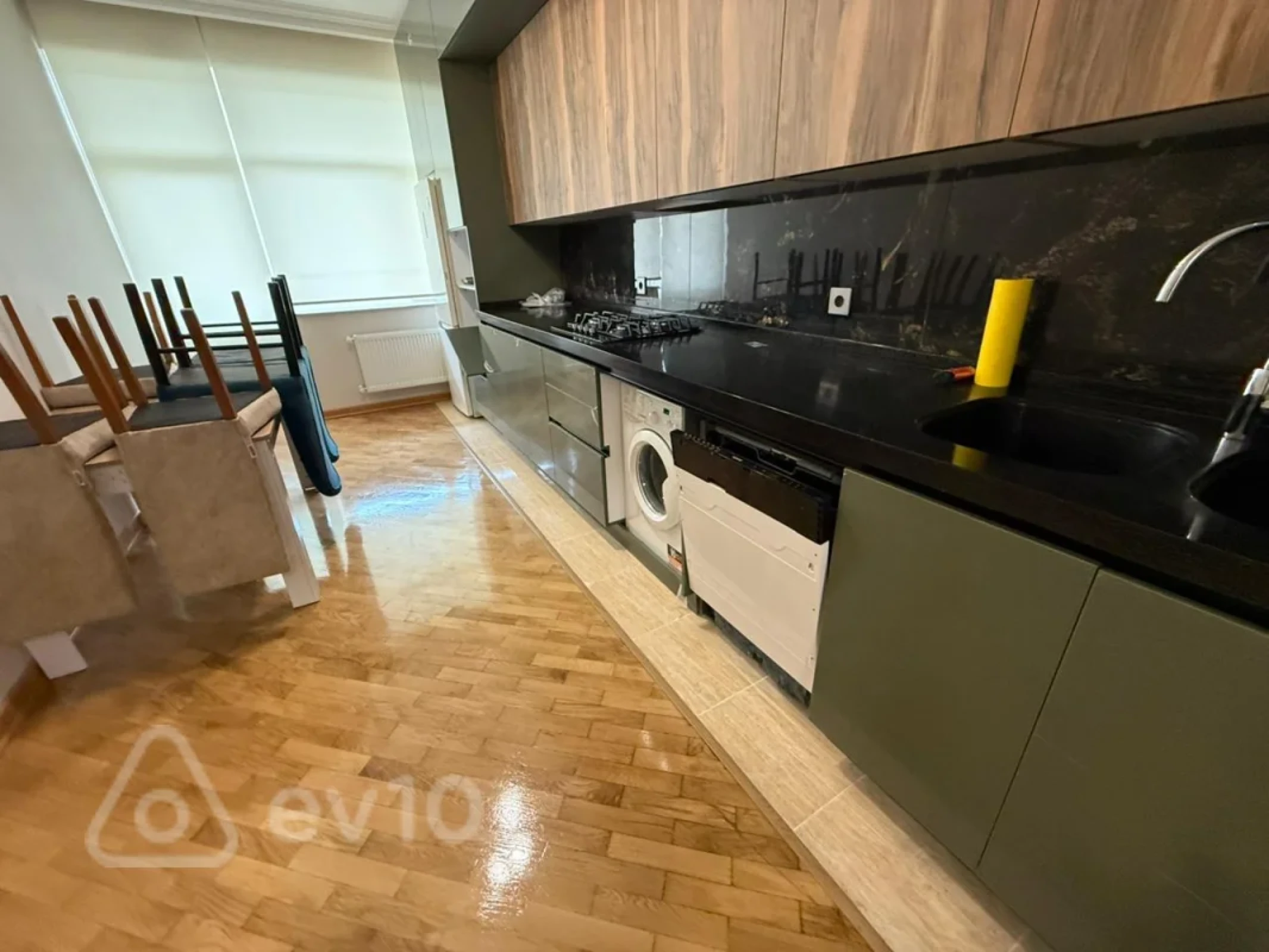 Kirayə verilir 2 otaqlı yeni tikili 100 m²