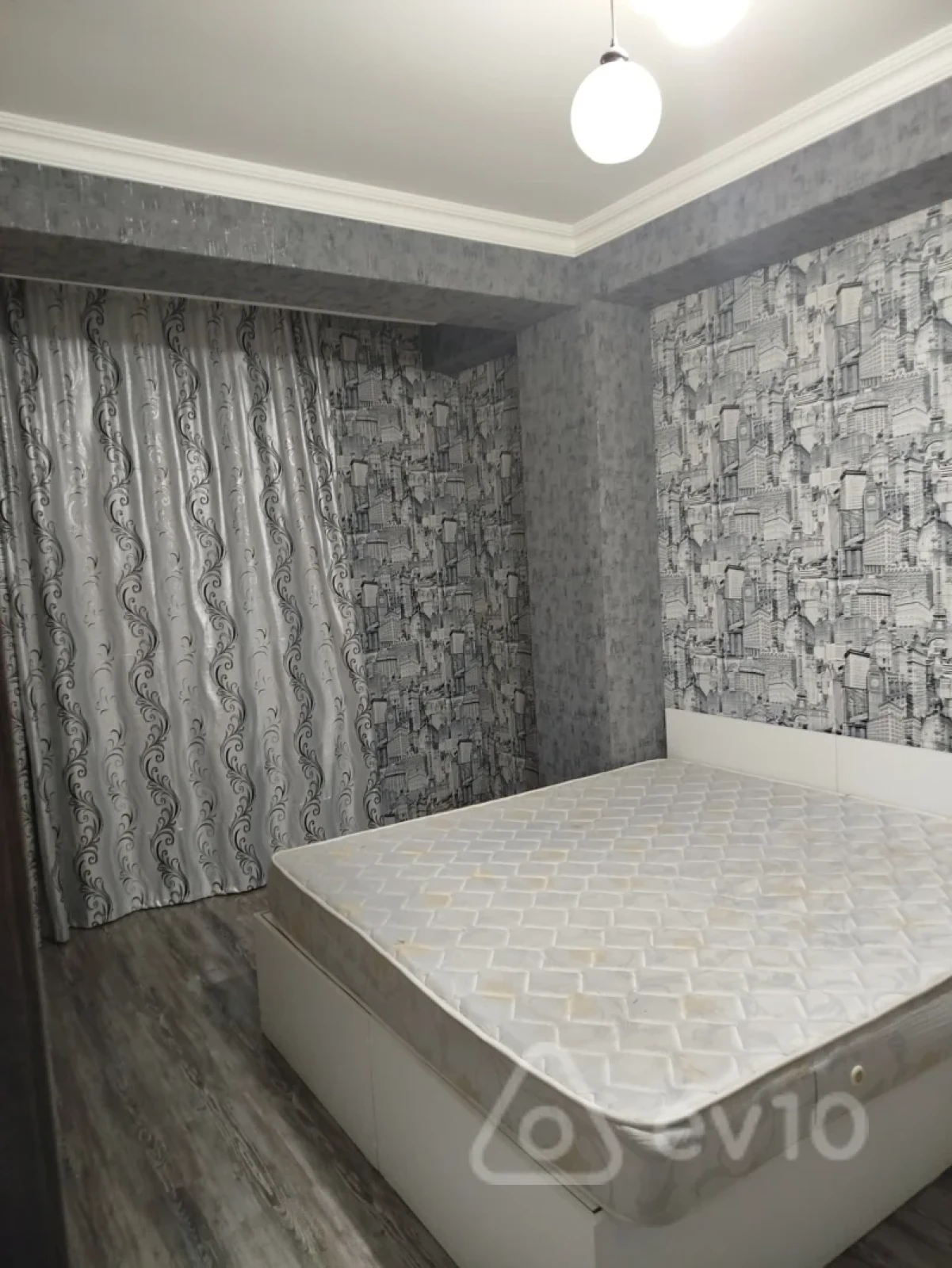 Kirayə verilir 3 otaqlı yeni tikili 61 m²