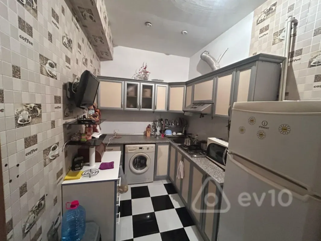 Kirayə verilir 2 otaqlı yeni tikili 60 m²
