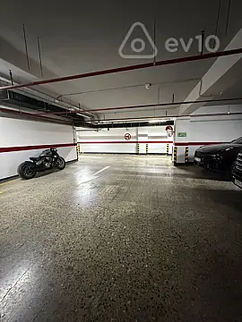 Satılır 3 otaqlı yeni tikili 105 m²