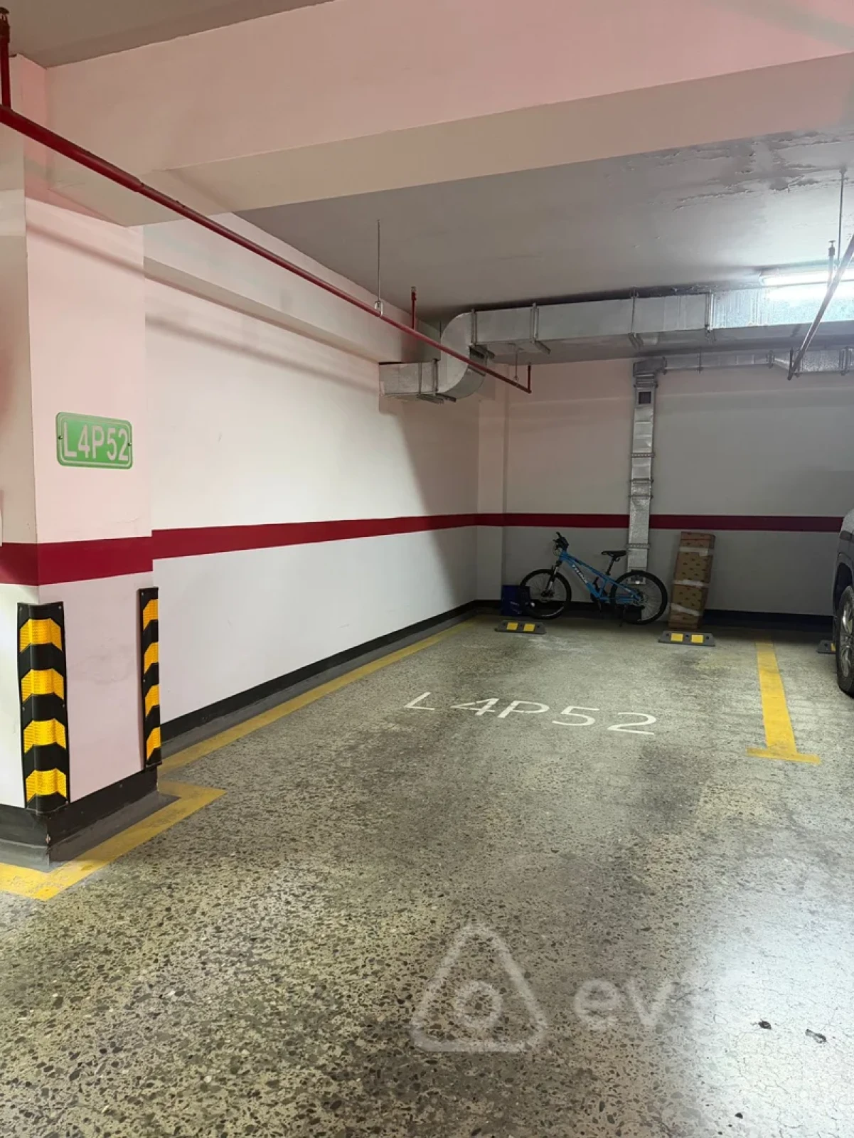 Satılır 3 otaqlı yeni tikili 105 m²