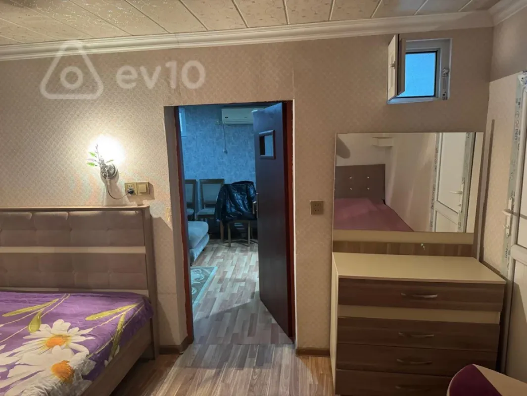 Kirayə verilir 2 otaqlı həyət evi 45 m²