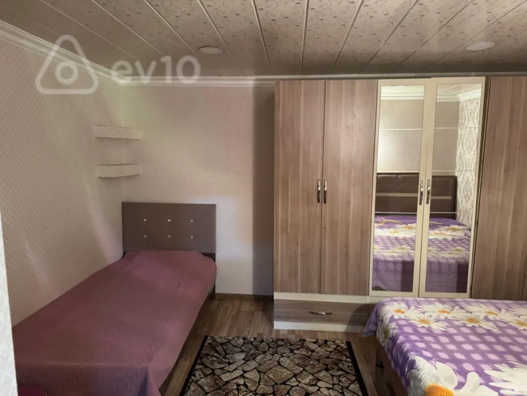 Kirayə verilir 2 otaqlı həyət evi 45 m²