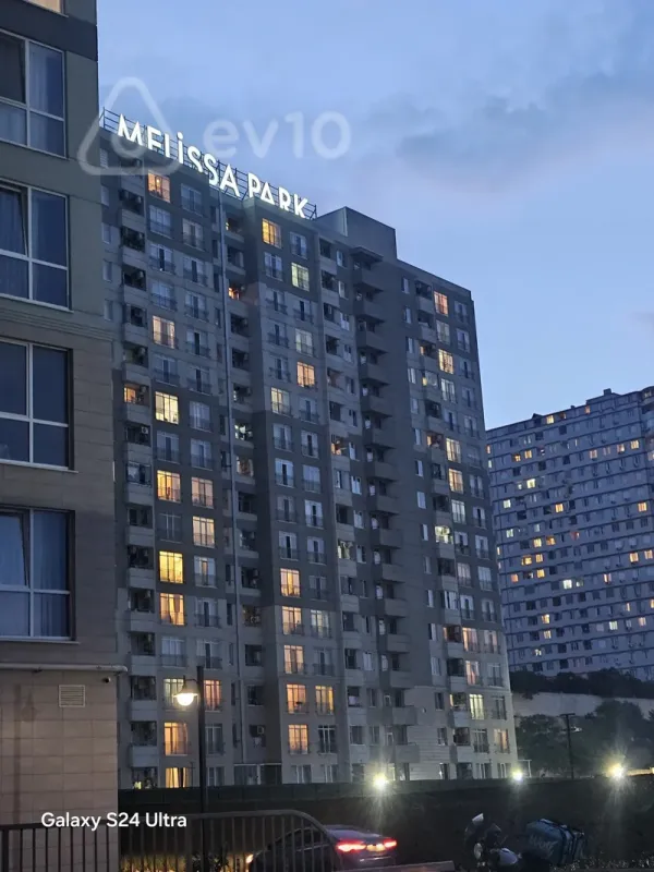Kirayə verilir 2 otaqlı yeni tikili 78 m²