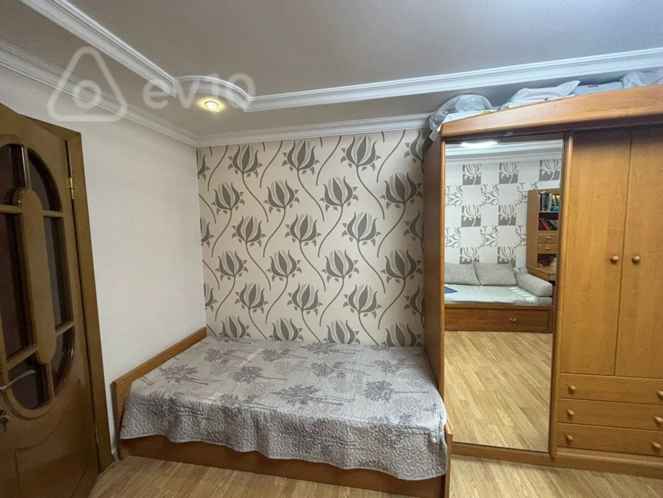 Satılır 3 otaqlı köhnə tikili 63 m²