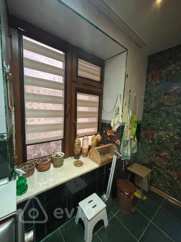 Satılır 3 otaqlı köhnə tikili 63 m²