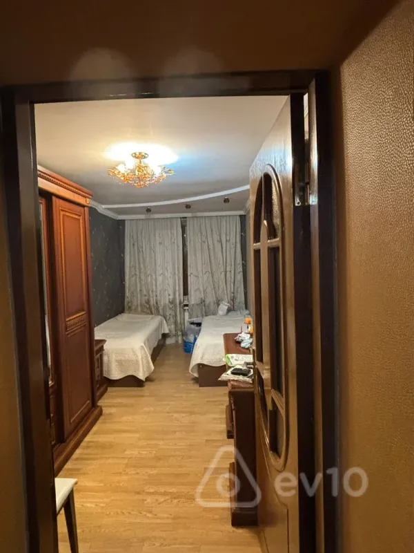 Satılır 3 otaqlı köhnə tikili 63 m²