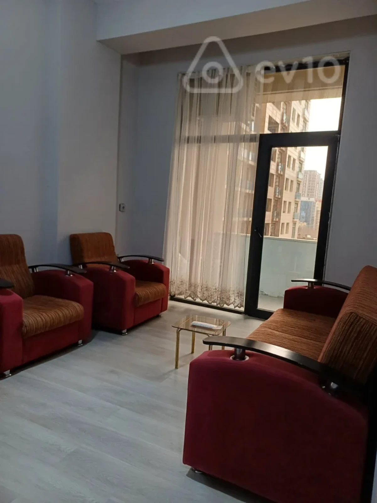 Kirayə verilir 2 otaqlı yeni tikili 55 m²