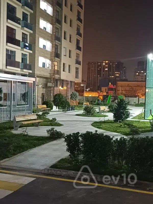 Kirayə verilir 2 otaqlı yeni tikili 55 m²