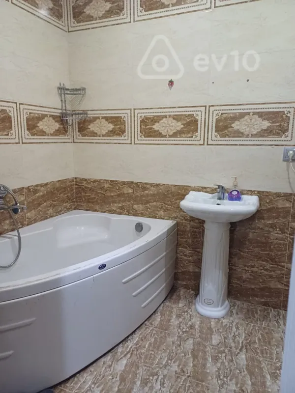 Kirayə verilir 2 otaqlı yeni tikili 55 m²