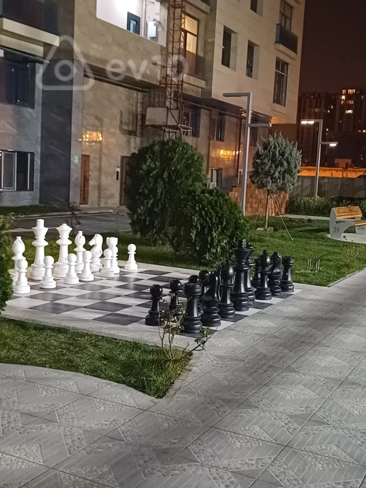 Kirayə verilir 2 otaqlı yeni tikili 55 m²