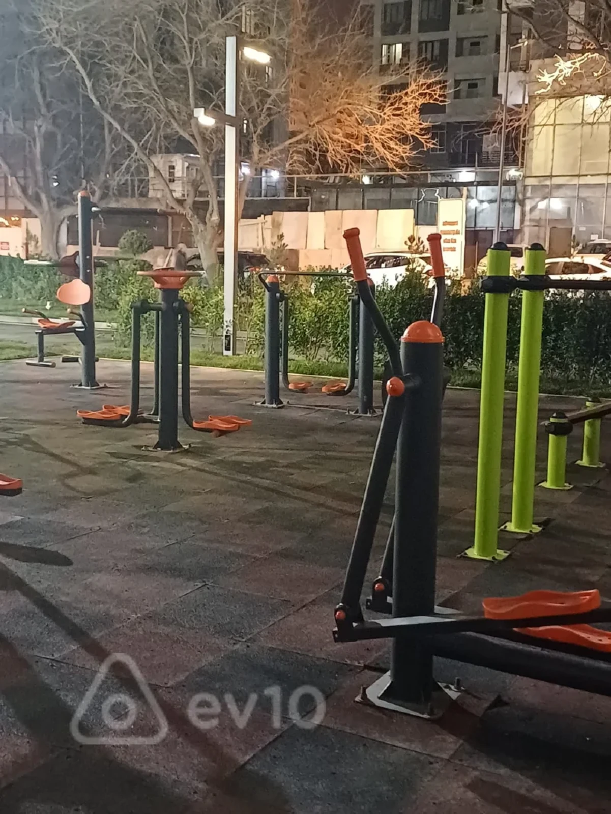 Kirayə verilir 2 otaqlı yeni tikili 55 m²