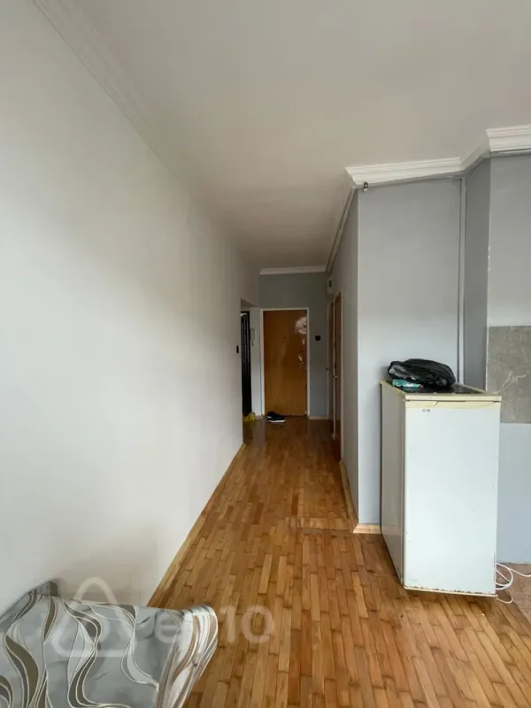 Kirayə verilir 2 otaqlı köhnə tikili 70 m²