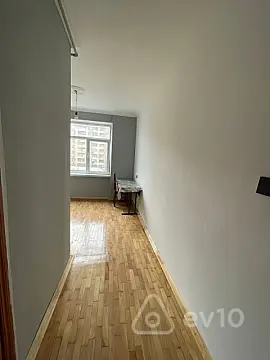 Kirayə verilir 2 otaqlı köhnə tikili 70 m²
