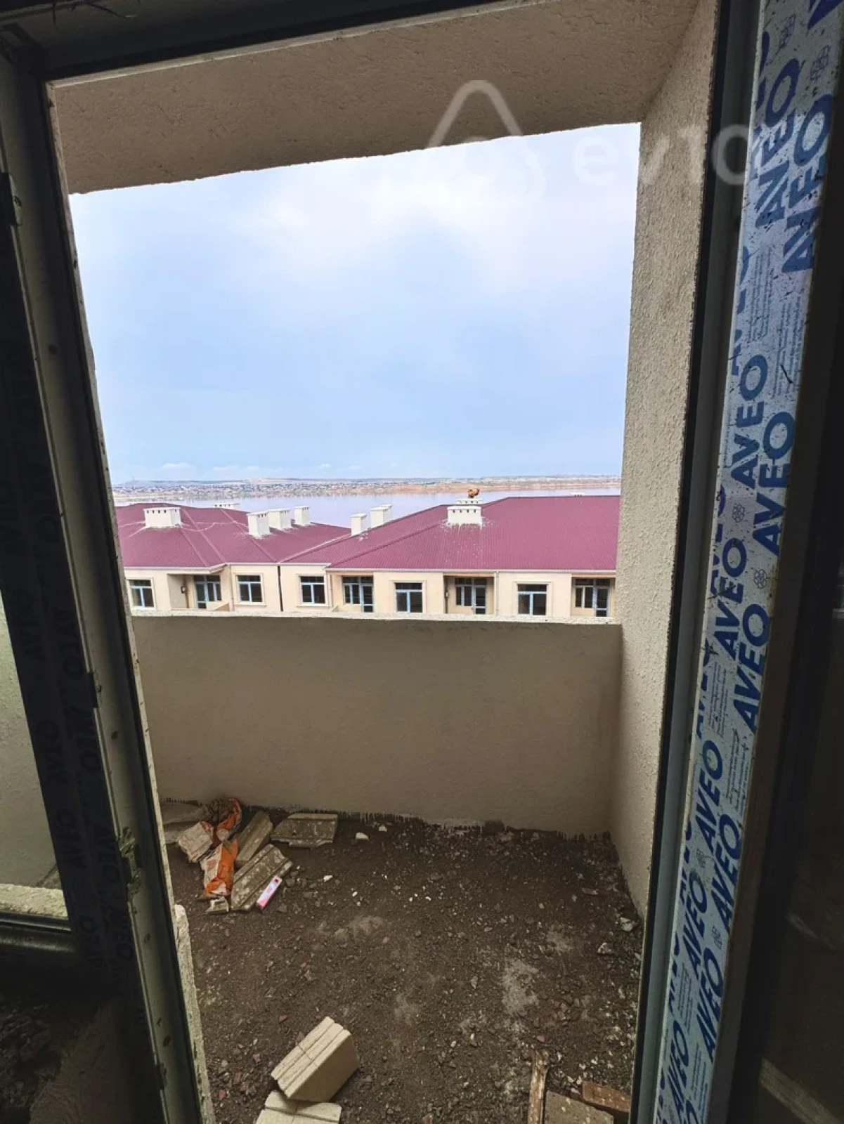 Satılır 2 otaqlı yeni tikili 49.5 m²