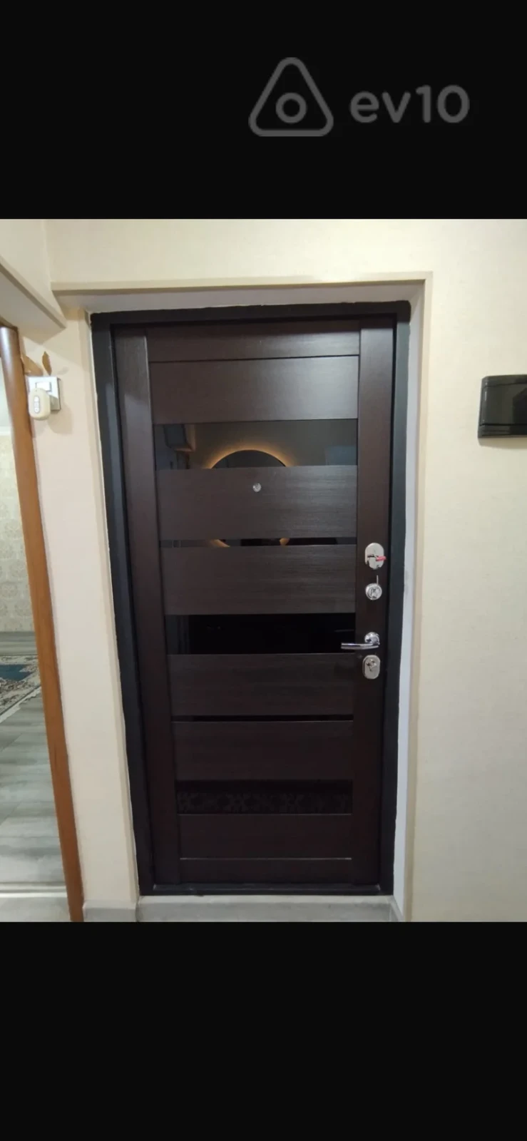 Satılır 2 otaqlı köhnə tikili 55 m²