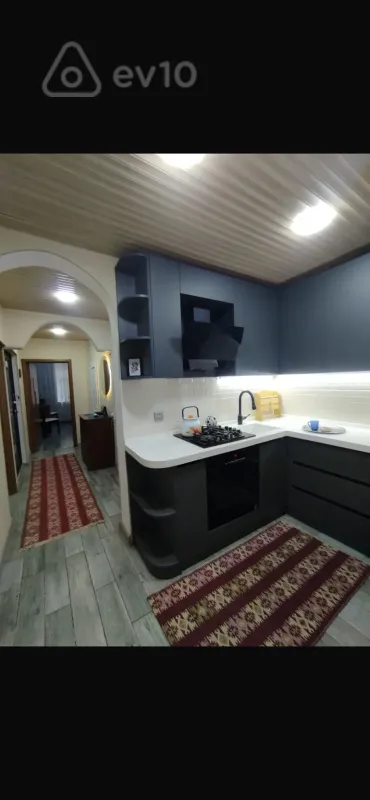 Satılır 2 otaqlı köhnə tikili 55 m²
