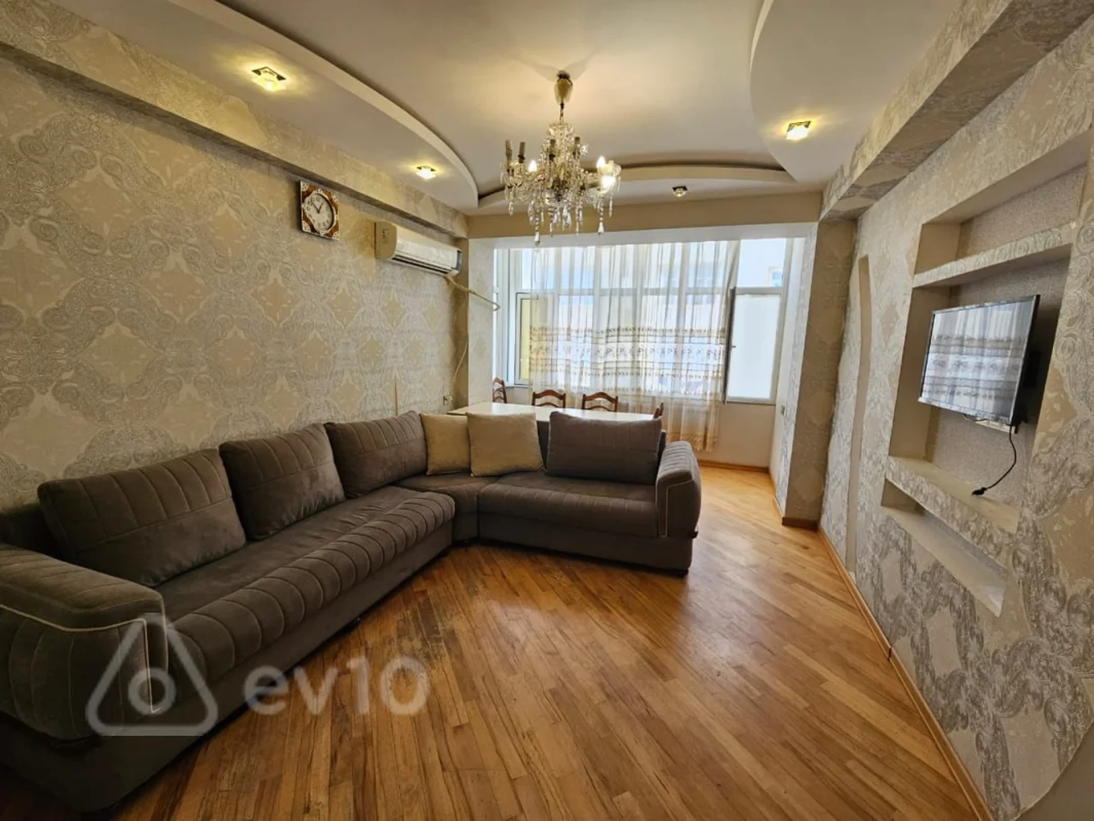 Kirayə verilir 2 otaqlı yeni tikili 60 m²