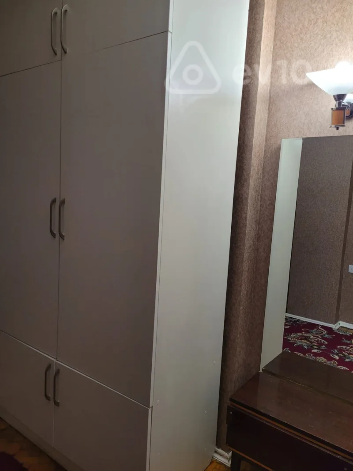 Kirayə verilir 2 otaqlı köhnə tikili 42 m²