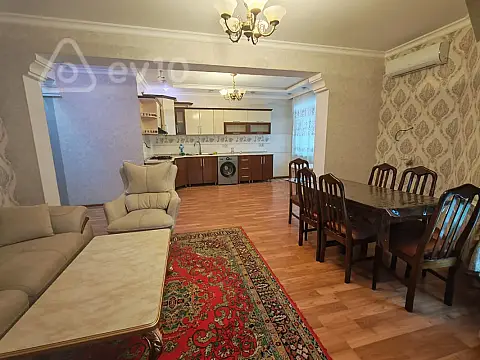 Kirayə verilir 4 otaqlı yeni tikili 125 m²