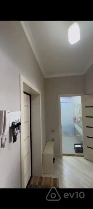 Kirayə verilir 3 otaqlı yeni tikili 81 m²