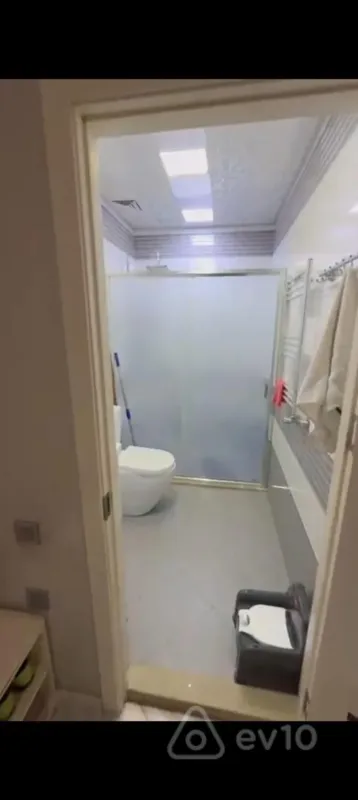 Kirayə verilir 3 otaqlı yeni tikili 81 m²