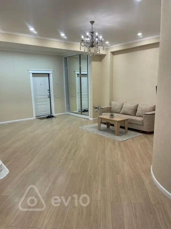 Kirayə verilir 2 otaqlı yeni tikili 85 m²