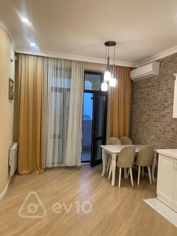 Kirayə verilir 2 otaqlı yeni tikili 85 m²