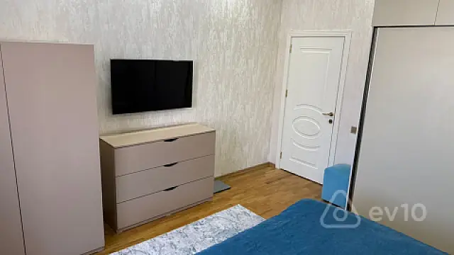 Kirayə verilir 3 otaqlı yeni tikili 90 m²