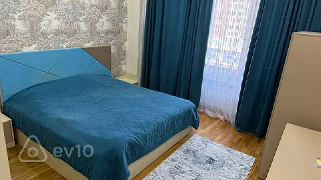 Kirayə verilir 3 otaqlı yeni tikili 90 m²