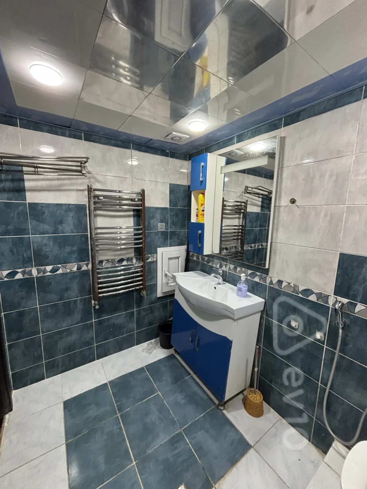 Kirayə verilir 3 otaqlı yeni tikili 61 m²