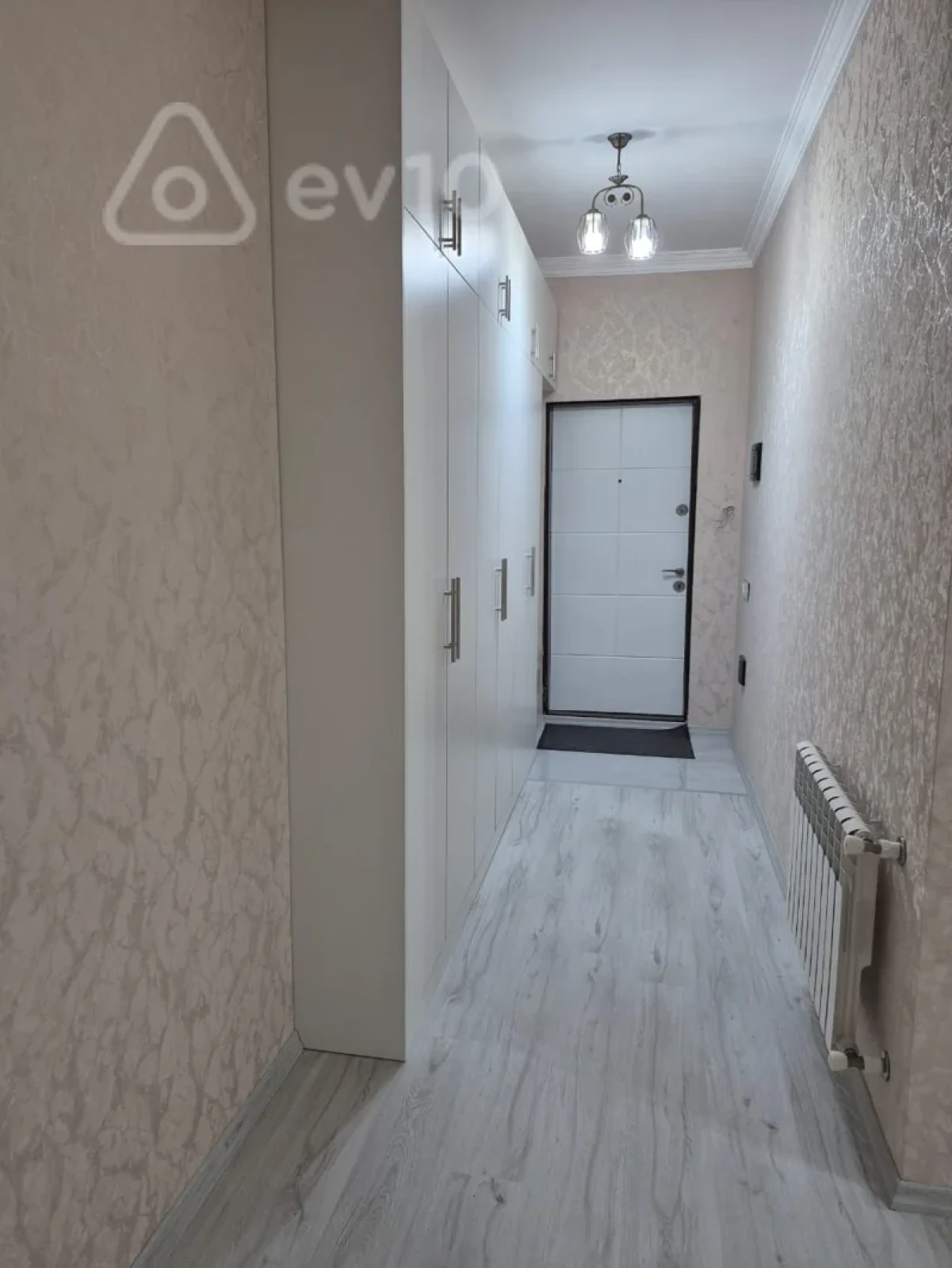 Kirayə verilir 2 otaqlı yeni tikili 90 m²
