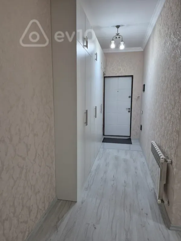 Kirayə verilir 2 otaqlı yeni tikili 90 m²