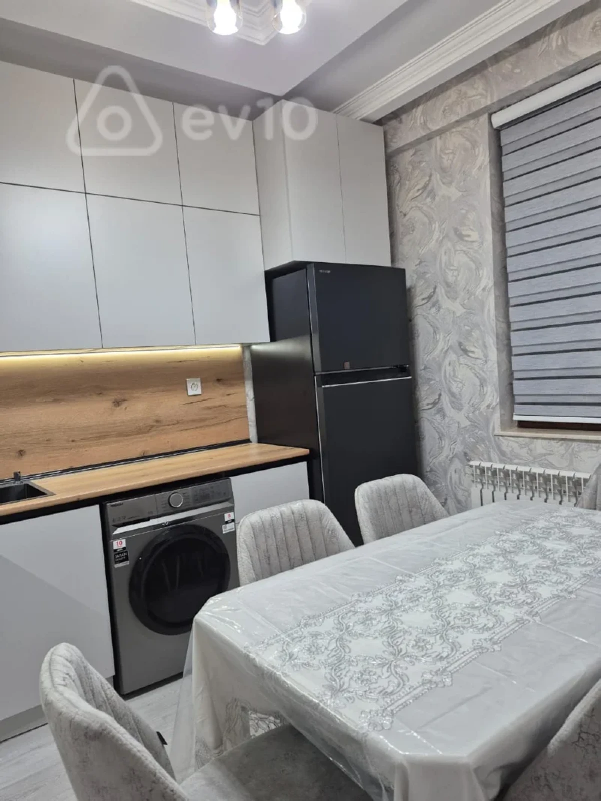 Kirayə verilir 2 otaqlı yeni tikili 90 m²