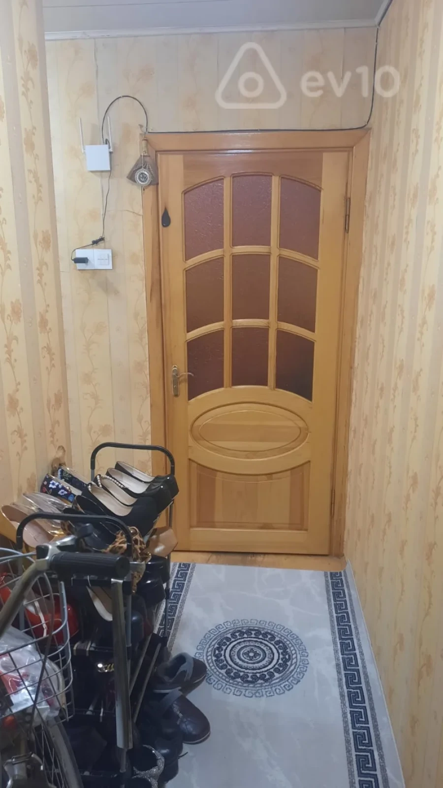 Kirayə verilir 2 otaqlı köhnə tikili 54 m²