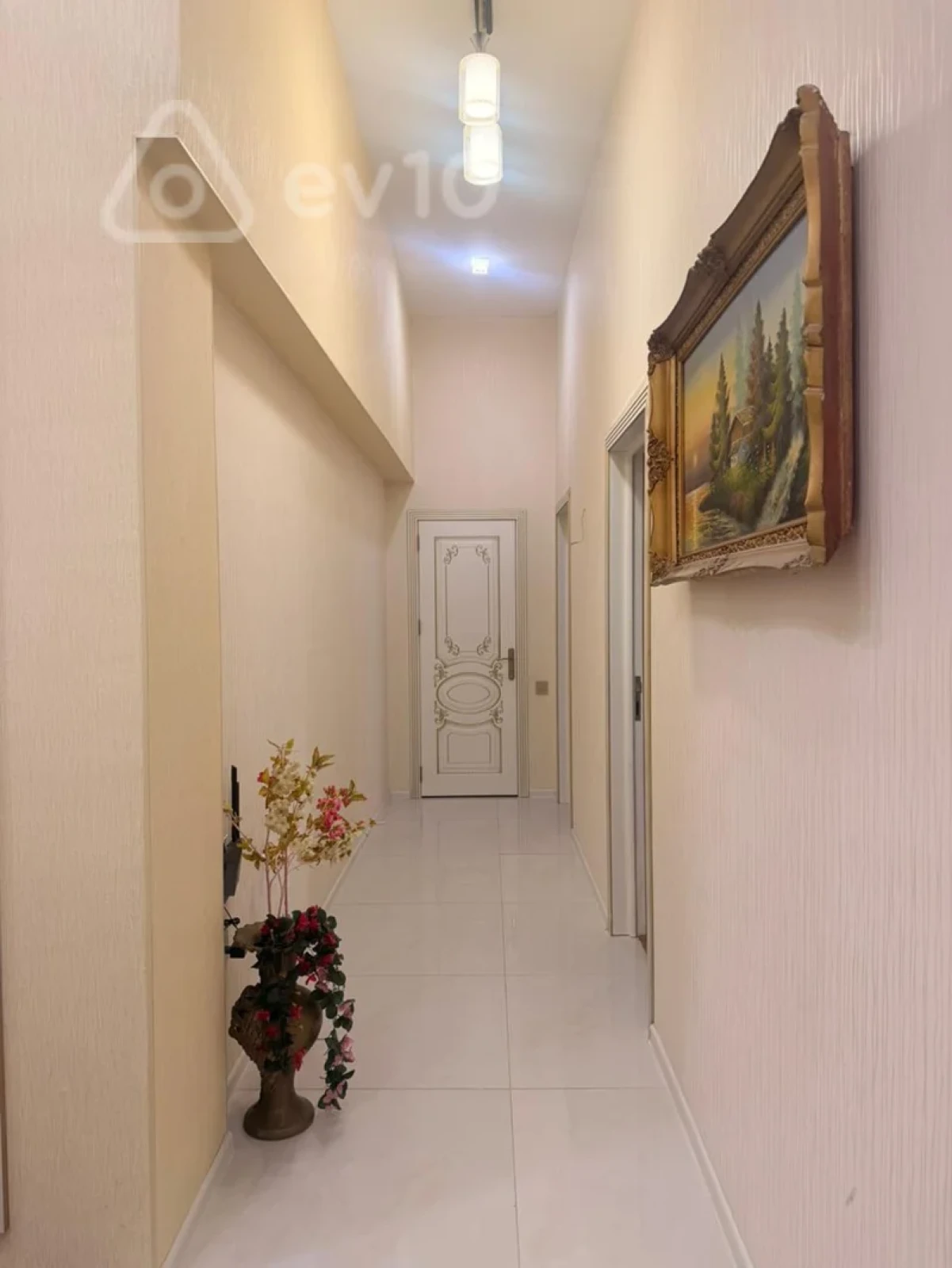 Kirayə verilir 2 otaqlı yeni tikili 70 m²