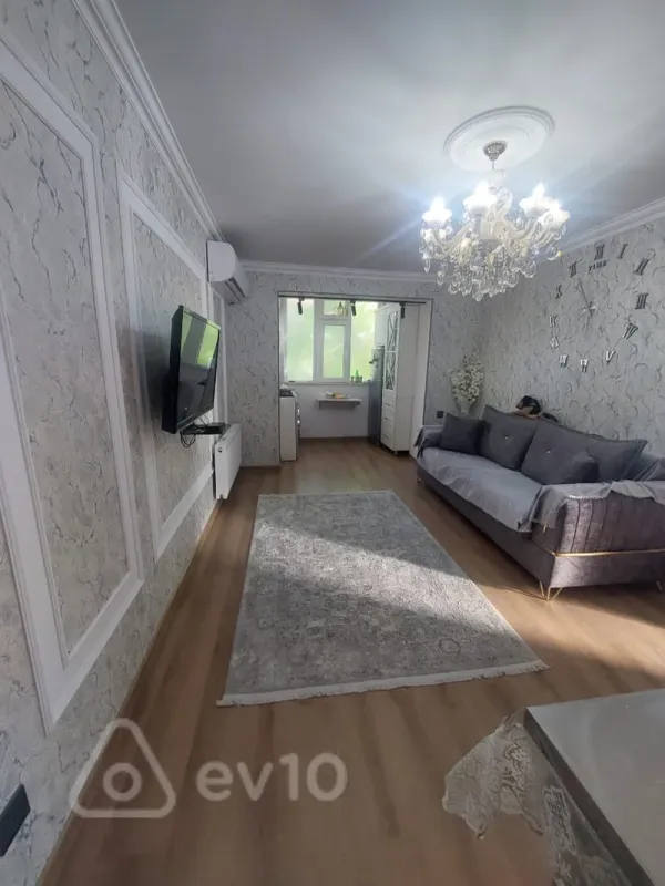 Satılır 3 otaqlı köhnə tikili 52 m²