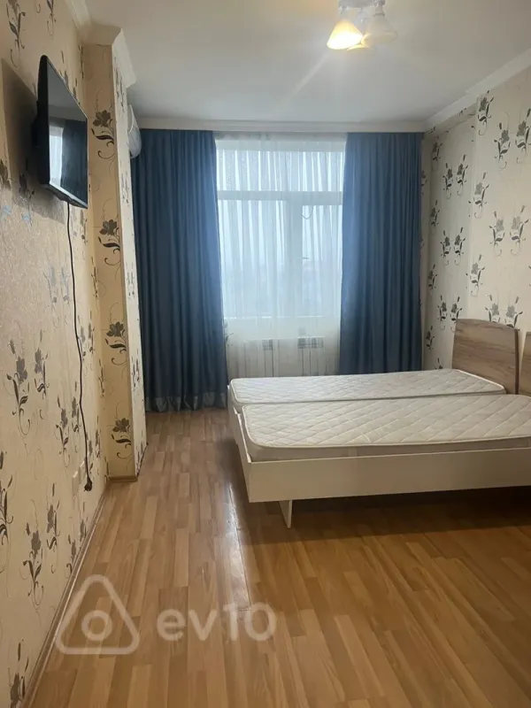 Kirayə verilir 2 otaqlı yeni tikili 60 m²