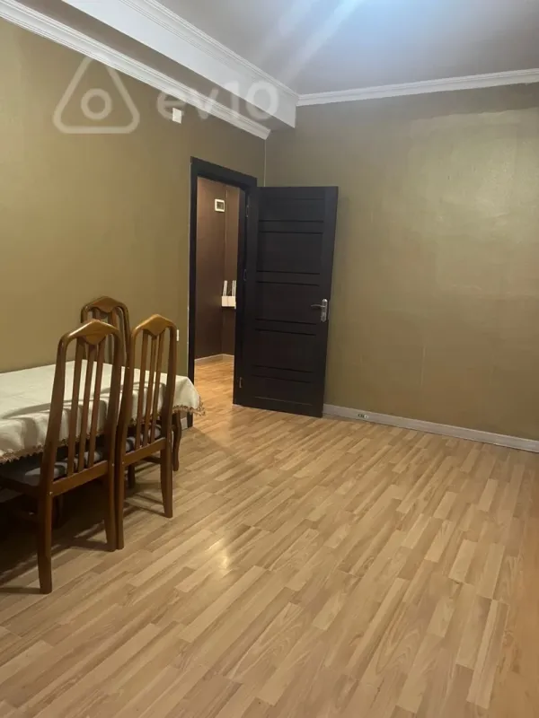 Kirayə verilir 2 otaqlı yeni tikili 60 m²